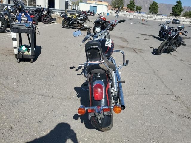 2005 Honda VT1100 C2