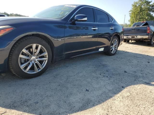 2015 Infiniti Q70 5.6