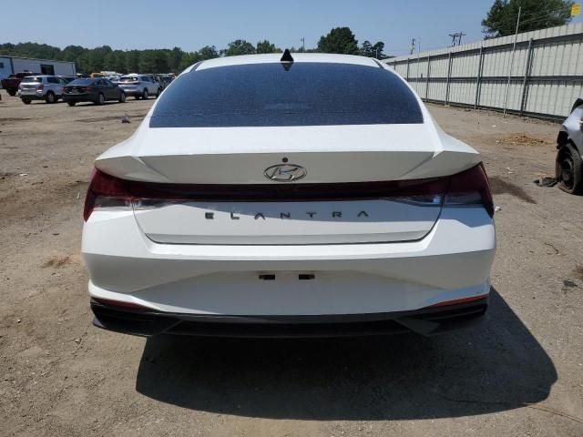 2021 Hyundai Elantra SE