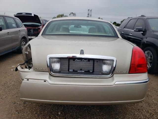 2007 Lincoln Town Car Signature Limited