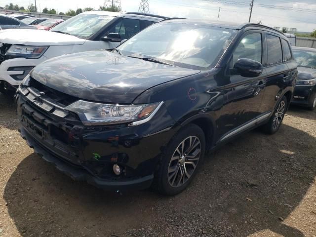 2016 Mitsubishi Outlander SE