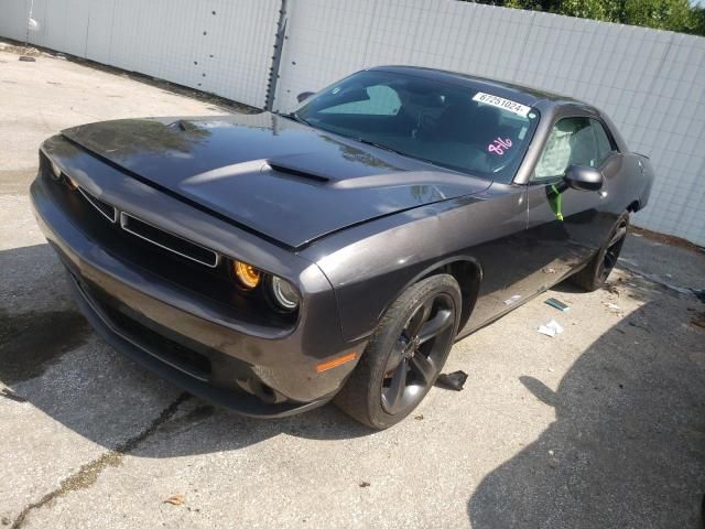 2015 Dodge Challenger SXT