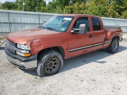 Camiones salvage sin ofertas aún a la venta en subasta: 2001 Chevrolet Silverado K1500