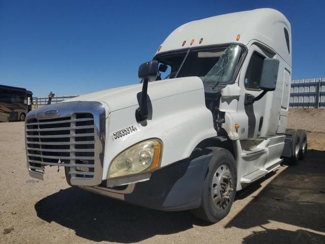 2014 Freightliner Cascadia 125