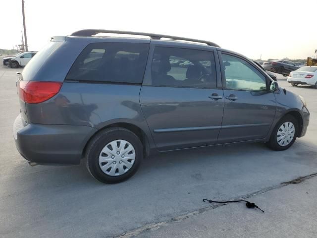 2007 Toyota Sienna CE