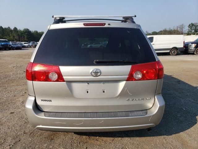 2008 Toyota Sienna XLE