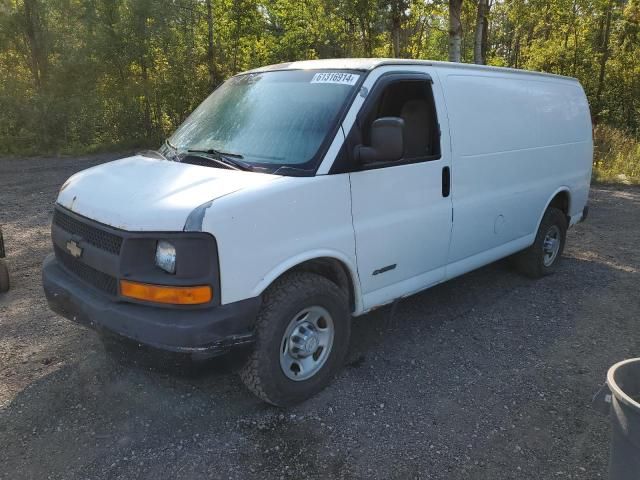 2004 Chevrolet Express G2500