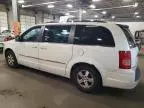 2009 Chrysler Town & Country Touring