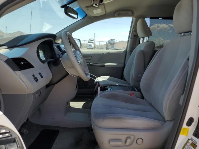 2012 Toyota Sienna LE