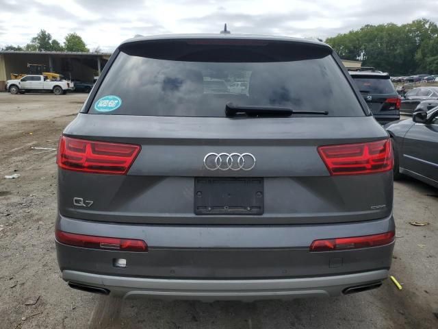 2019 Audi Q7 Premium