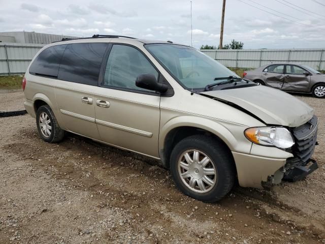 2006 Chrysler Town & Country Touring