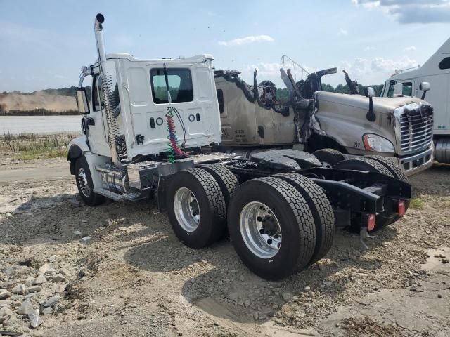 2025 Western Star 47X Chassis