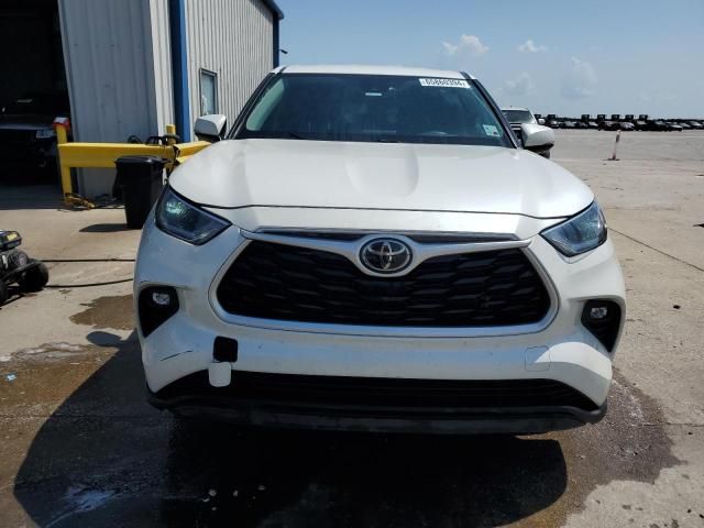 2021 Toyota Highlander L