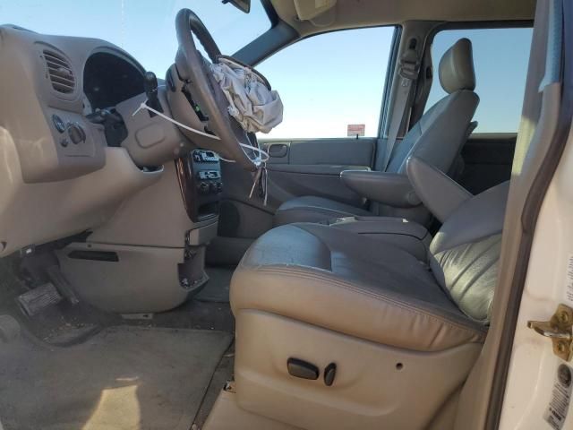 2003 Chrysler Town & Country EX