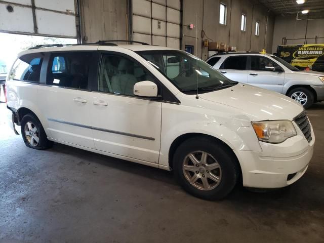 2009 Chrysler Town & Country Touring