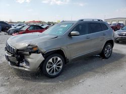 Jeep Vehiculos salvage en venta: 2019 Jeep Cherokee Overland