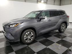 Toyota salvage cars for sale: 2020 Toyota Highlander Hybrid XLE