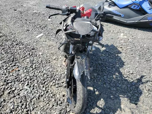 2009 Kawasaki EX250 J