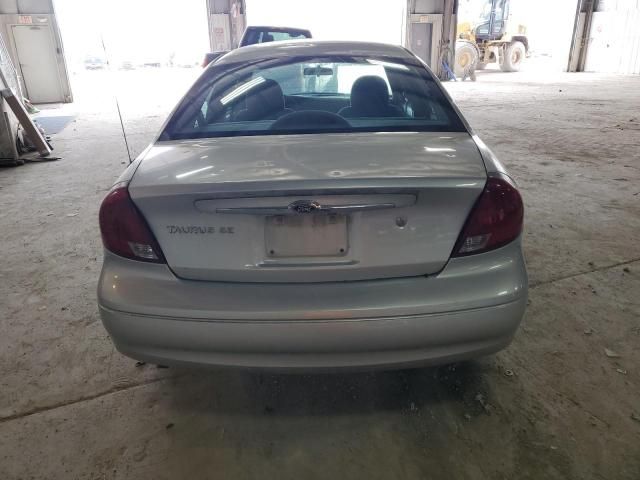 2000 Ford Taurus SE