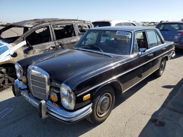 1971 Mercedes-Benz 280