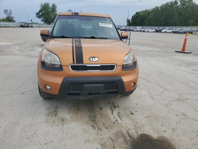 2010 KIA Soul +