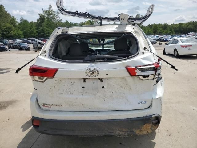 2018 Toyota Highlander SE