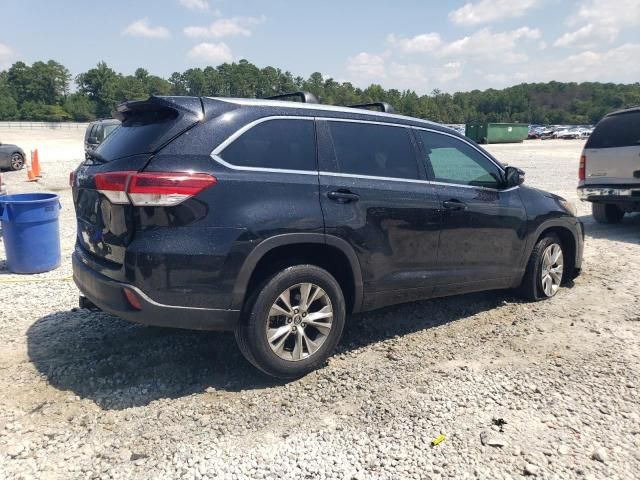 2017 Toyota Highlander SE