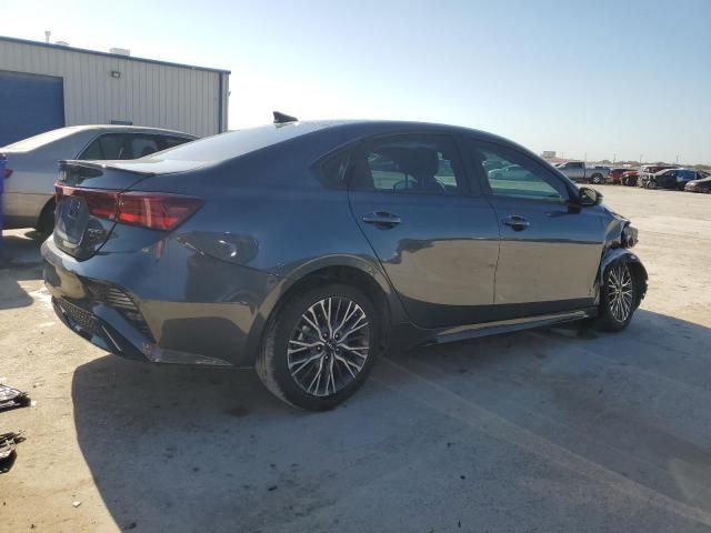 2023 KIA Forte GT Line