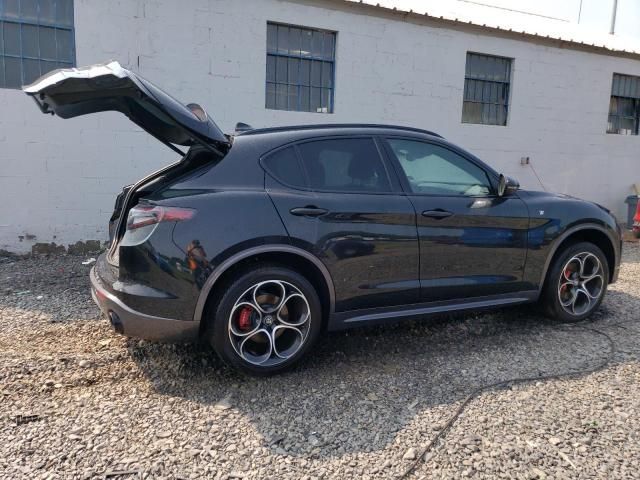 2024 Alfa Romeo Stelvio TI