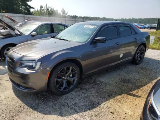 2021 Chrysler 300 Touring