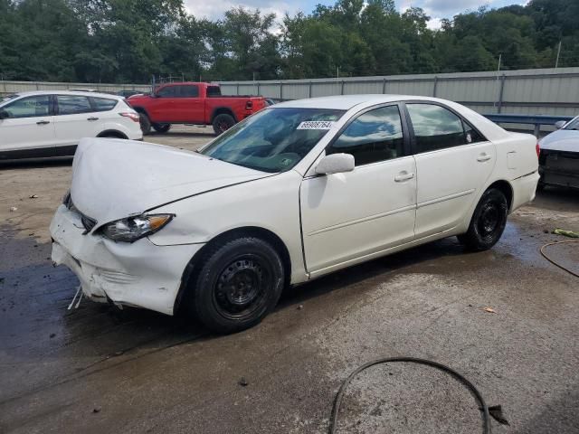 2005 Toyota Camry LE