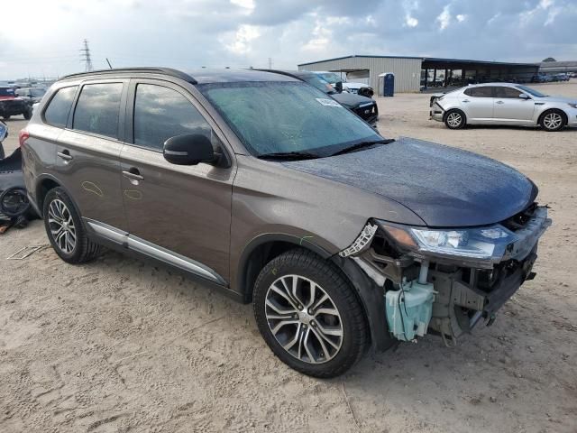 2016 Mitsubishi Outlander SE