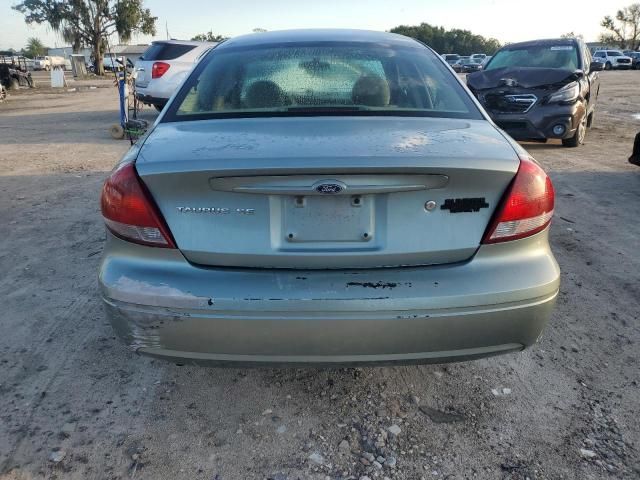 2005 Ford Taurus SE