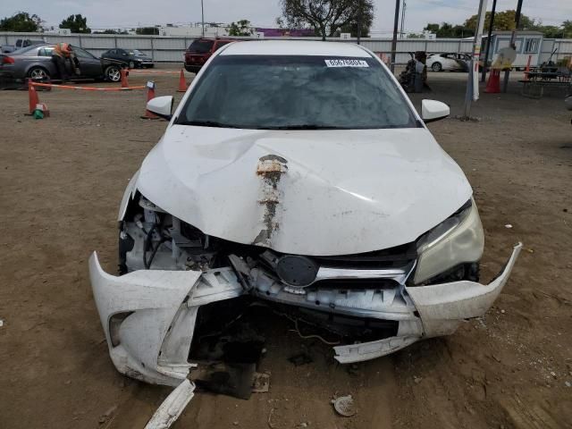 2016 Toyota Camry Hybrid