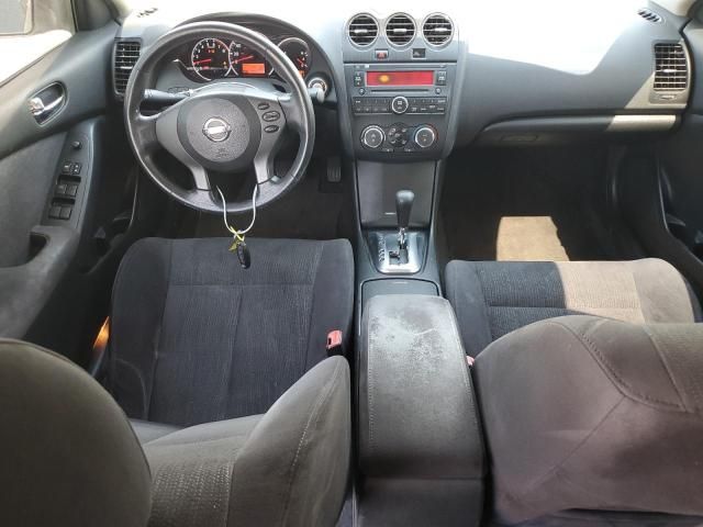 2010 Nissan Altima Base