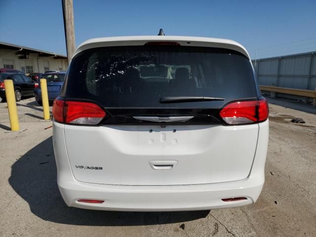 2024 Chrysler Voyager LX