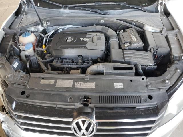 2014 Volkswagen Passat SE