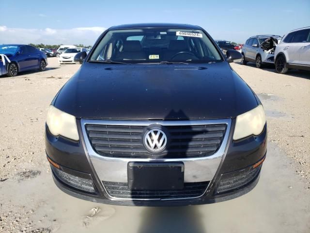 2006 Volkswagen Passat 2.0T Luxury