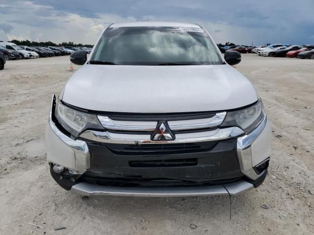 2016 Mitsubishi Outlander SE