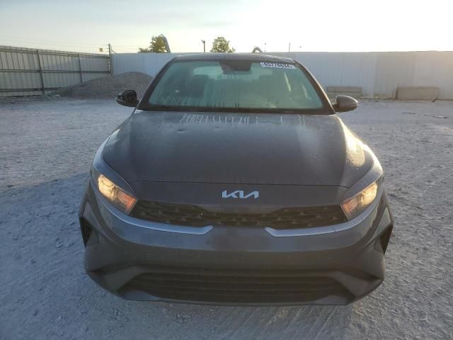 2023 KIA Forte LX