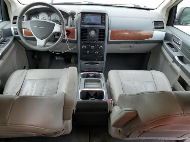 2008 Chrysler Town & Country Touring