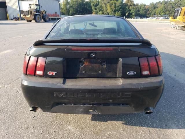 2000 Ford Mustang GT