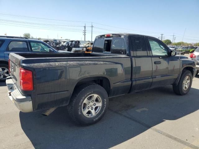 2005 Dodge Dakota SLT