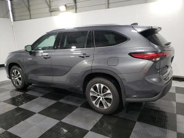 2020 Toyota Highlander Hybrid XLE