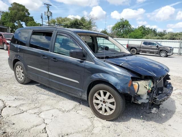 2013 Chrysler Town & Country Touring