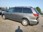 2004 Toyota Sienna CE