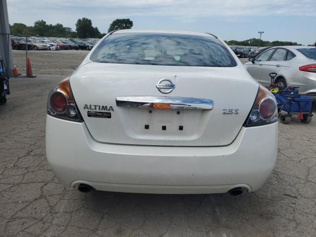 2010 Nissan Altima Base