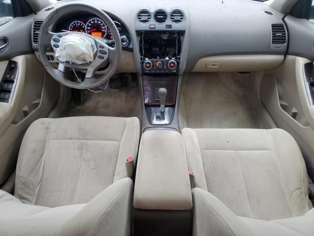 2010 Nissan Altima Base