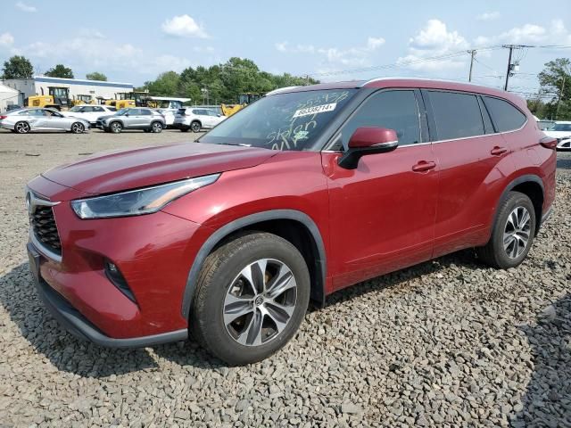 2021 Toyota Highlander XLE