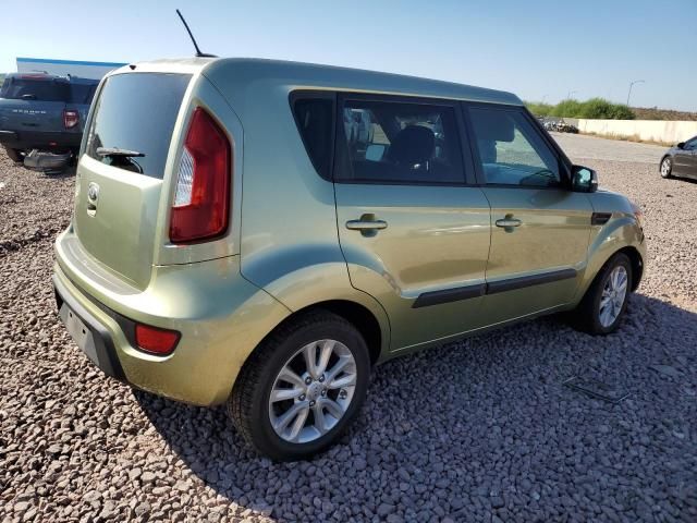 2013 KIA Soul +